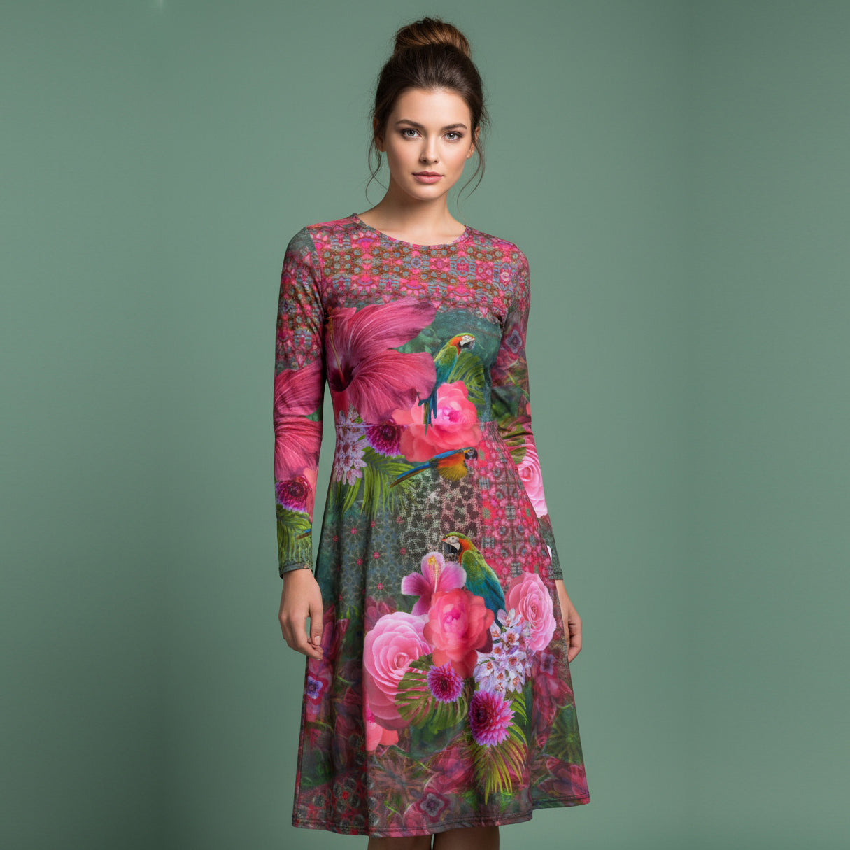 All-over print long sleeve midi dress B2